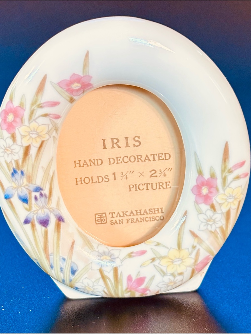 Takahashi San Francisco White Floral Hand-Painted Oval Picture Frame